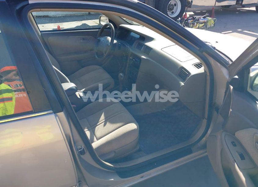 Photo 5 of 2001 Toyota Camry LE (VIN 4T1BG22K71U830639)