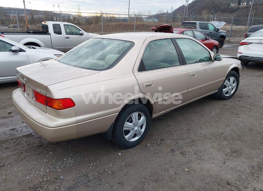 Photo 4 of 2001 Toyota Camry CE (VIN 4T1BG22K71U837347)