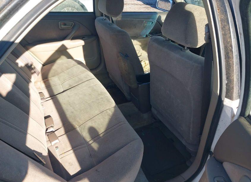 Photo 8 of 1998 Toyota Camry LE (VIN 4T1BG22K7WU190021)