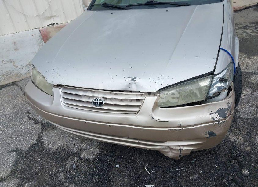 Photo 10 of 1998 Toyota Camry LE (VIN 4T1BG22K7WU340693)