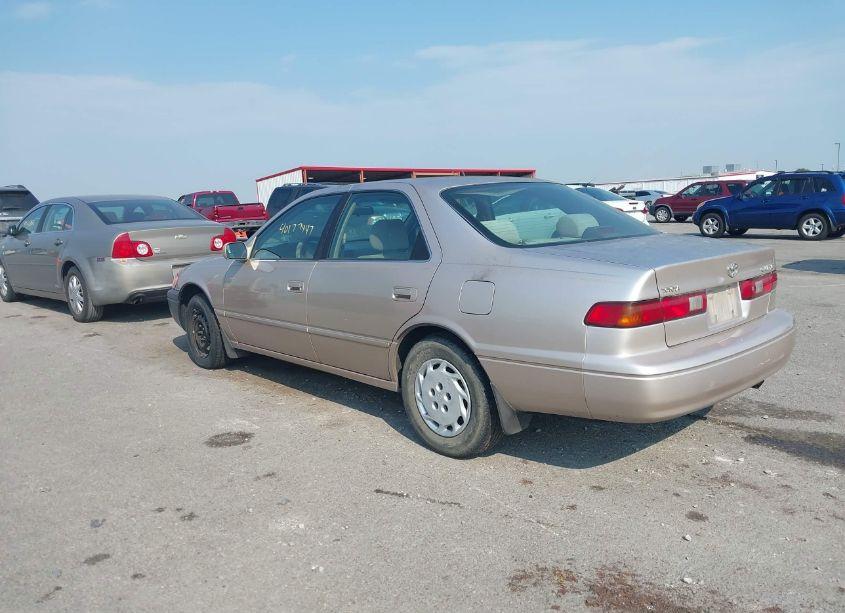 Photo 3 of 1998 Toyota Camry LE (VIN 4T1BG22K7WU851479)