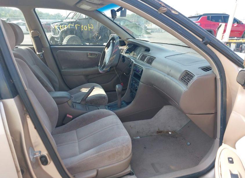 Photo 5 of 1998 Toyota Camry LE (VIN 4T1BG22K7WU851479)