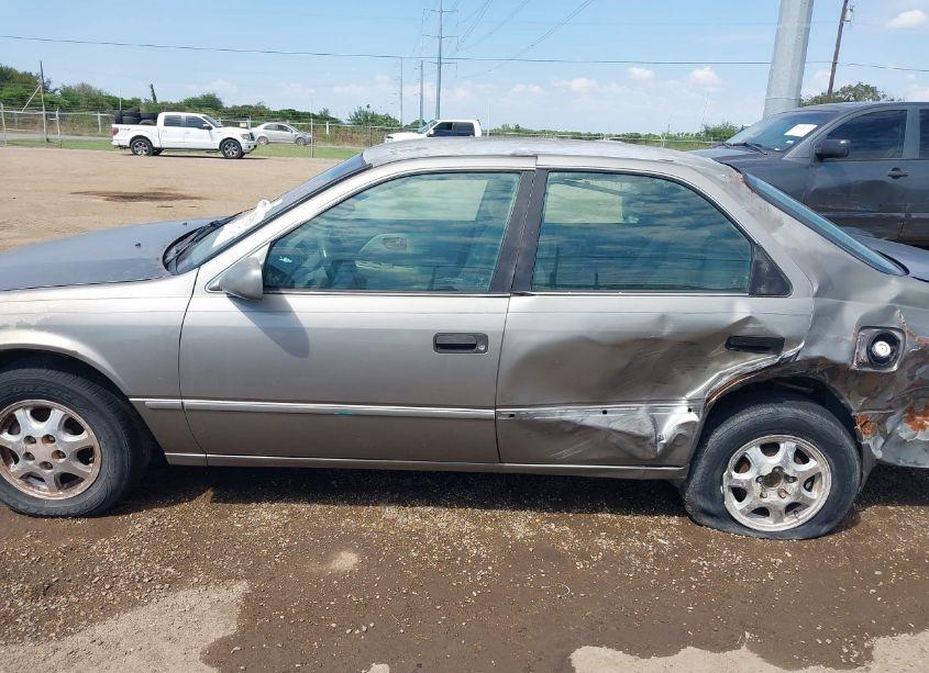 Photo 14 of 1999 Toyota Camry LE (VIN 4T1BG22K7XU486352)