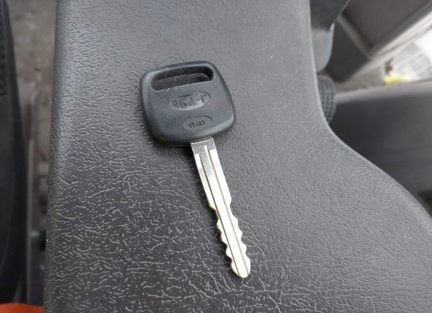 Photo 11 of 2000 Toyota Camry LE (VIN 4T1BG22K7YU644707)