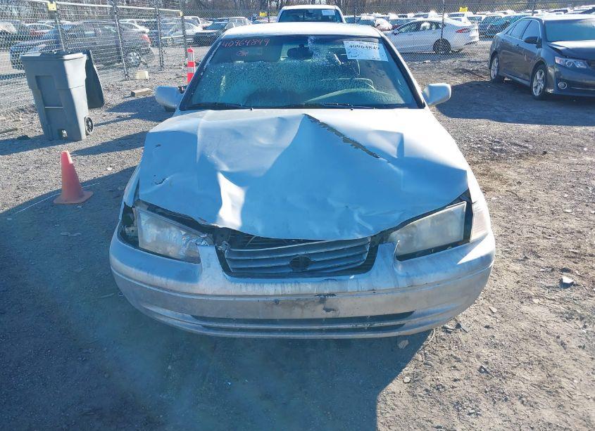 Photo 12 of 2000 Toyota Camry LE (VIN 4T1BG22K7YU644707)