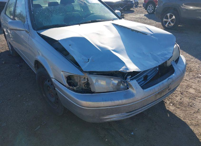 Photo 6 of 2000 Toyota Camry LE (VIN 4T1BG22K7YU644707)