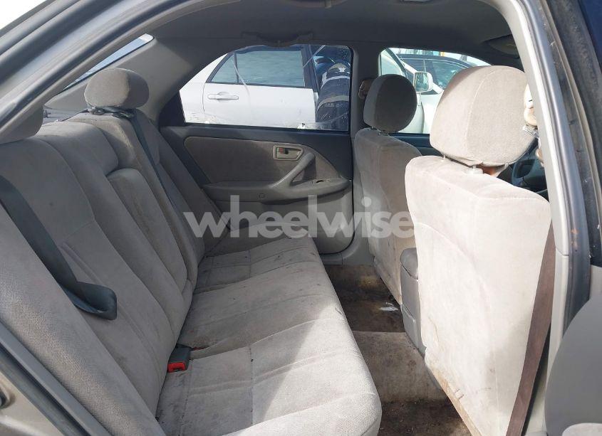 Photo 8 of 2000 Toyota Camry CE (VIN 4T1BG22K7YU653312)