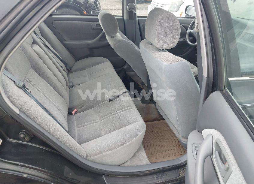 Photo 8 of 2001 Toyota Camry CE (VIN 4T1BG22K81U054795)