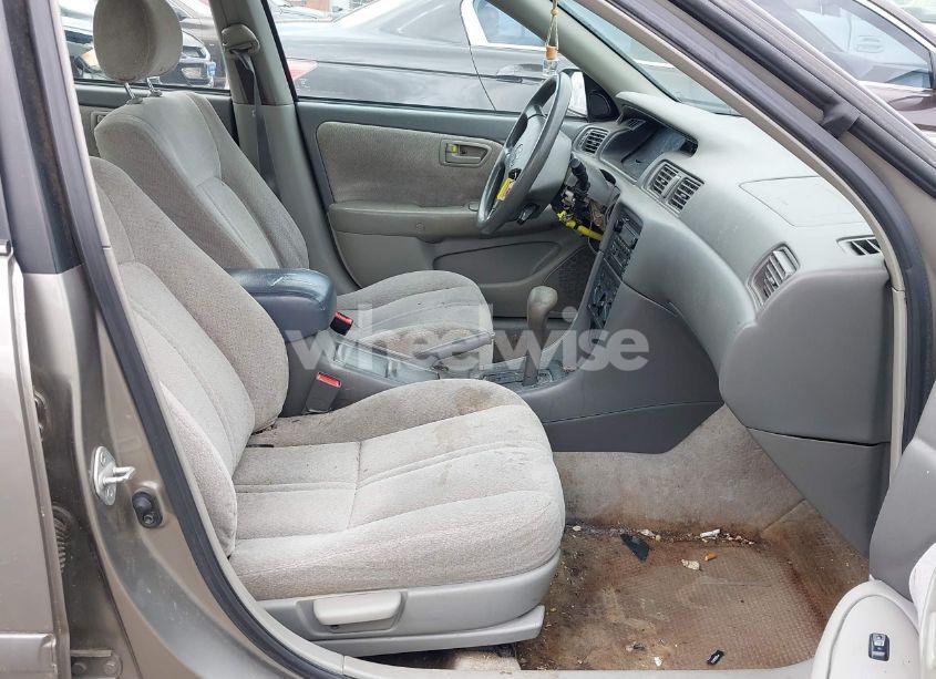 Photo 5 of 2001 Toyota Camry LE (VIN 4T1BG22K81U079356)