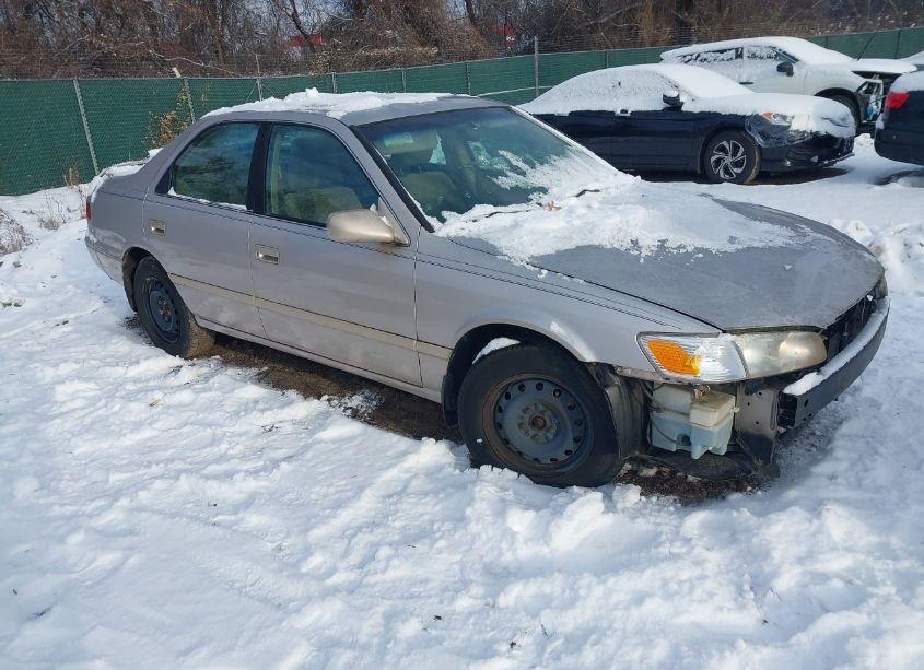 2001 Toyota Camry (VIN 4T1BG22K81U113733) main photo