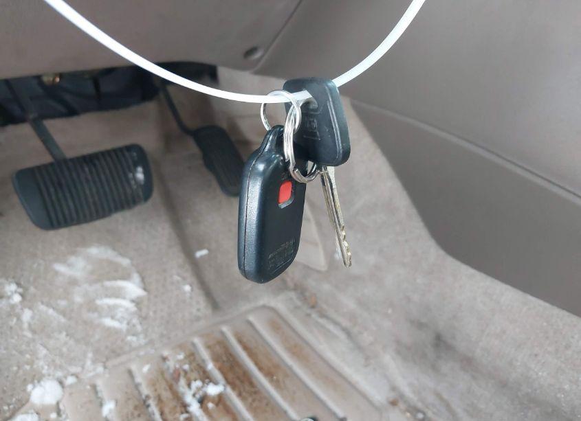 Photo 11 of 2001 Toyota Camry (VIN 4T1BG22K81U113733)