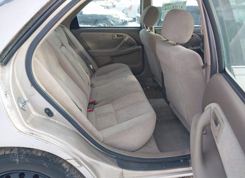 Photo 8 of 2001 Toyota Camry (VIN 4T1BG22K81U113733)