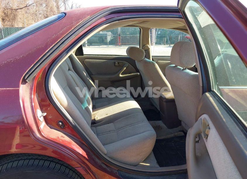 Photo 8 of 2001 Toyota Camry LE (VIN 4T1BG22K81U812215)