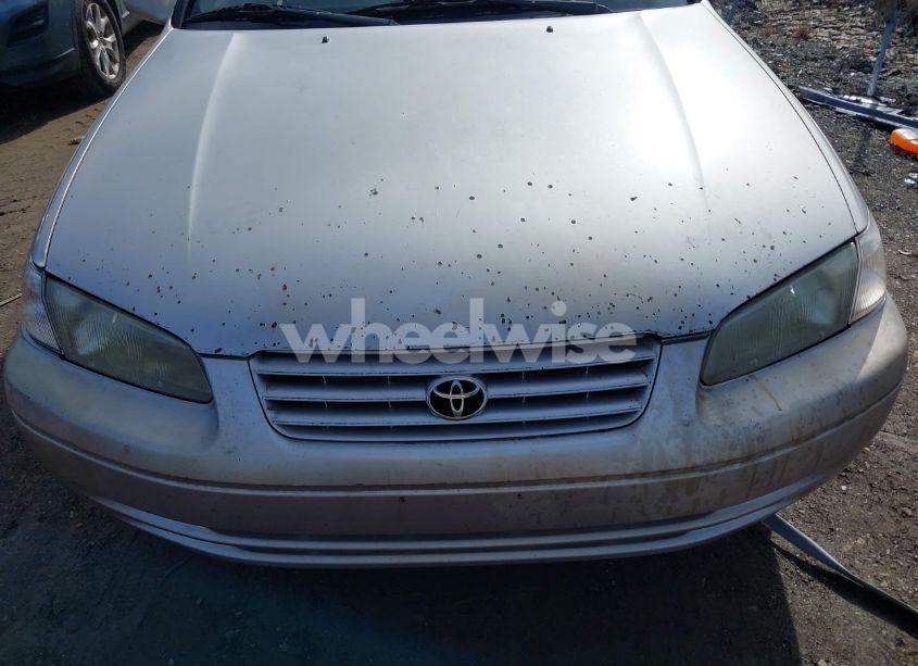 Photo 6 of 1997 Toyota Camry LE (VIN 4T1BG22K8VU125595)