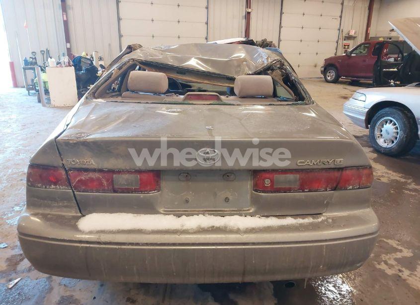 Photo 16 of 1998 Toyota Camry LE (VIN 4T1BG22K8WU272209)