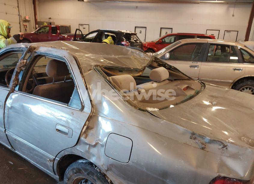 Photo 6 of 1998 Toyota Camry LE (VIN 4T1BG22K8WU272209)