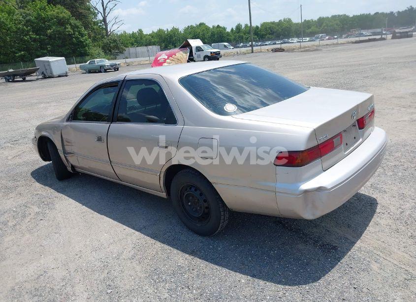 Photo 3 of 1998 Toyota Camry LE (VIN 4T1BG22K8WU280178)