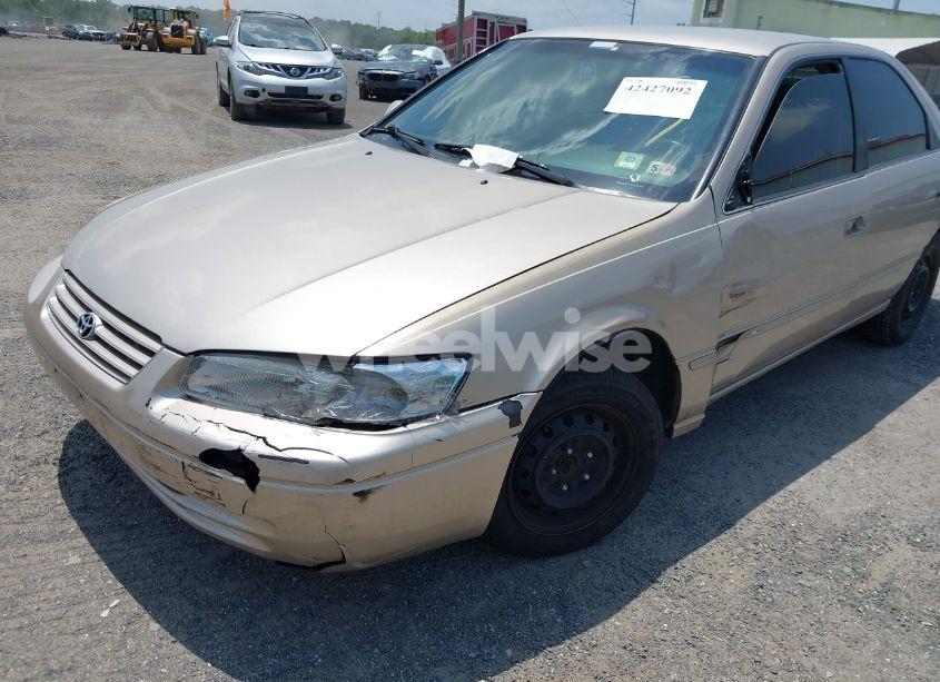 Photo 6 of 1998 Toyota Camry LE (VIN 4T1BG22K8WU280178)
