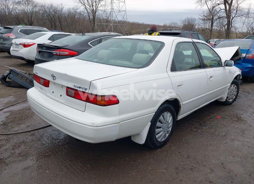 Photo 4 of 1998 Toyota Camry LE (VIN 4T1BG22K8WU374920)