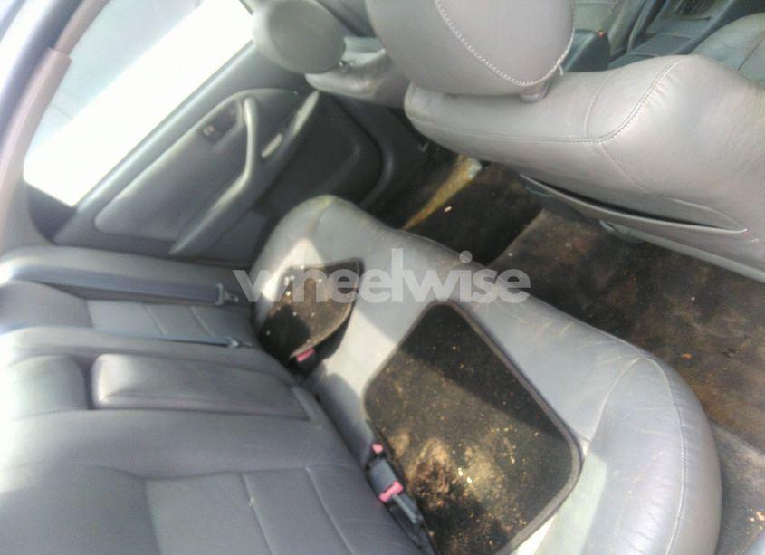 Photo 8 of 1998 Toyota Camry LE (VIN 4T1BG22K8WU839020)