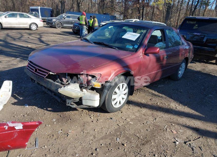 Photo 2 of 1999 Toyota Camry LE (VIN 4T1BG22K8XU438178)