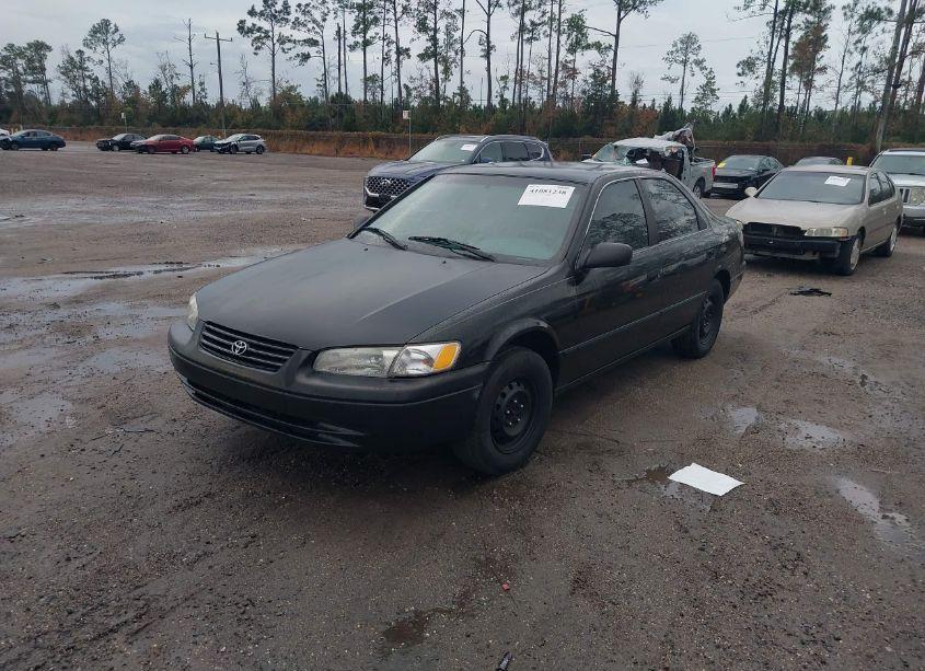 Photo 2 of 1999 Toyota Camry LE (VIN 4T1BG22K8XU478972)