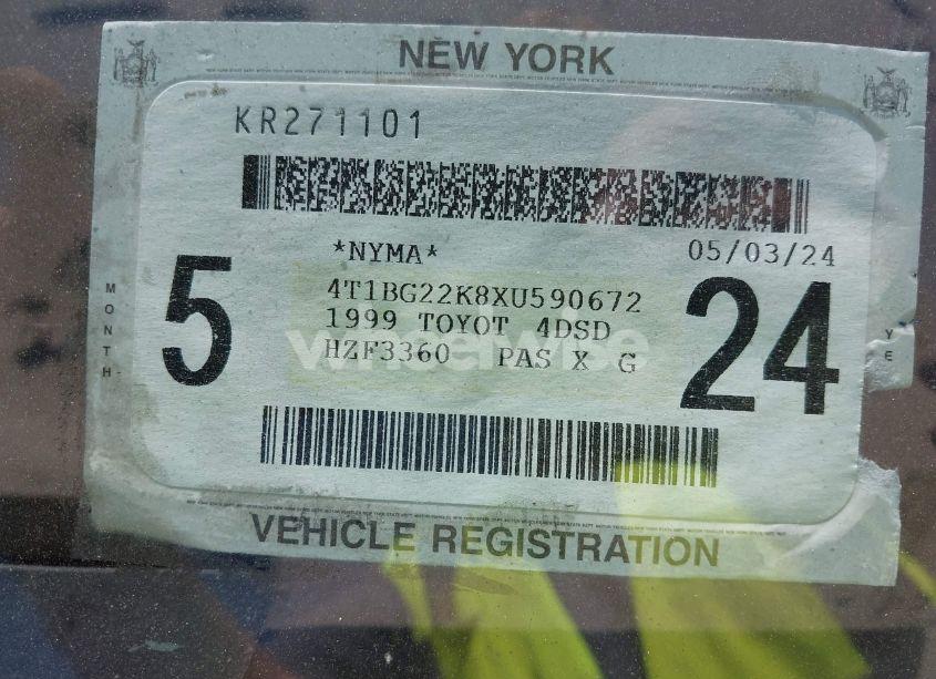 Photo 9 of 1999 Toyota Camry LE (VIN 4T1BG22K8XU590672)