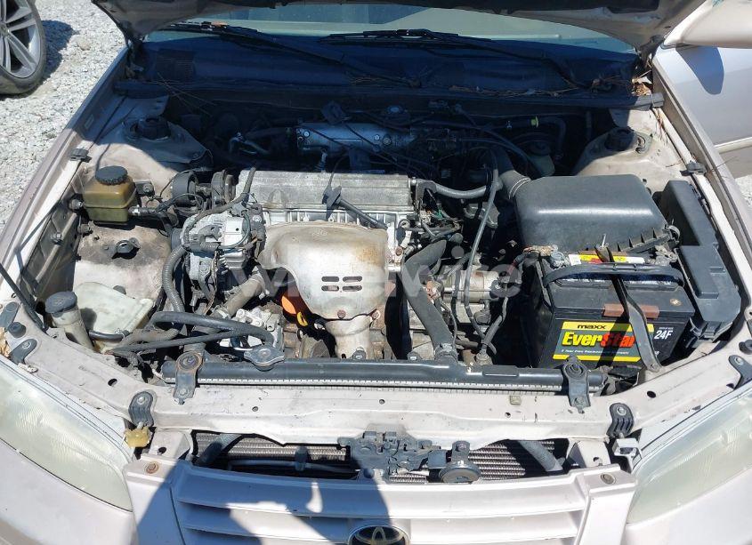 Photo 10 of 1999 Toyota Camry CE (VIN 4T1BG22K8XU594513)