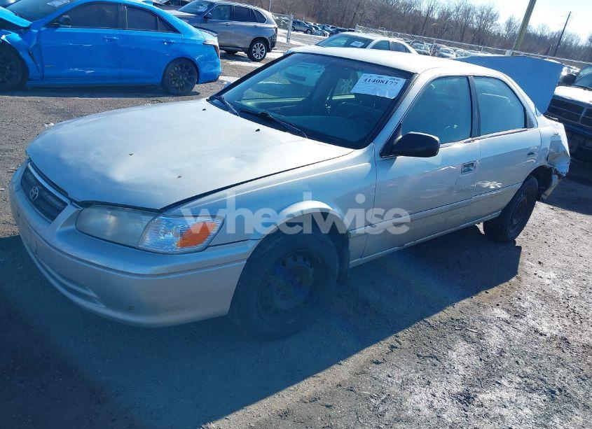 Photo 2 of 2000 Toyota Camry LE (VIN 4T1BG22K8YU672676)