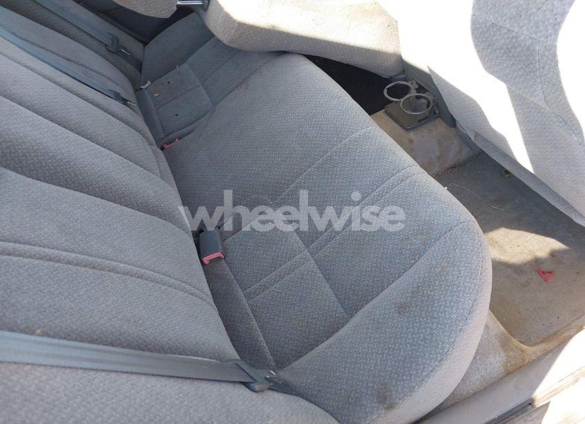 Photo 8 of 2000 Toyota Camry LE (VIN 4T1BG22K8YU672676)