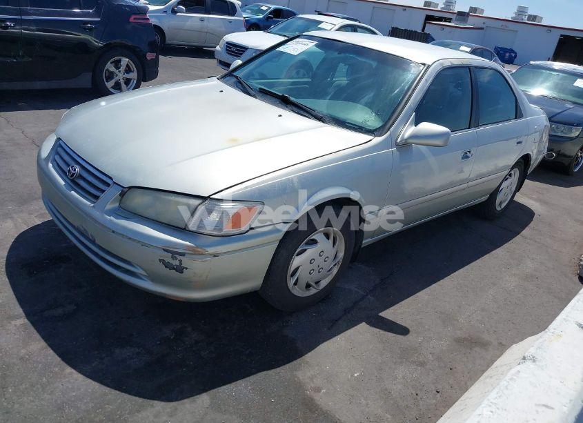 Photo 2 of 2001 Toyota Camry CE (VIN 4T1BG22K91U042316)