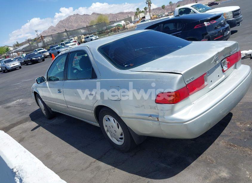 Photo 3 of 2001 Toyota Camry CE (VIN 4T1BG22K91U042316)