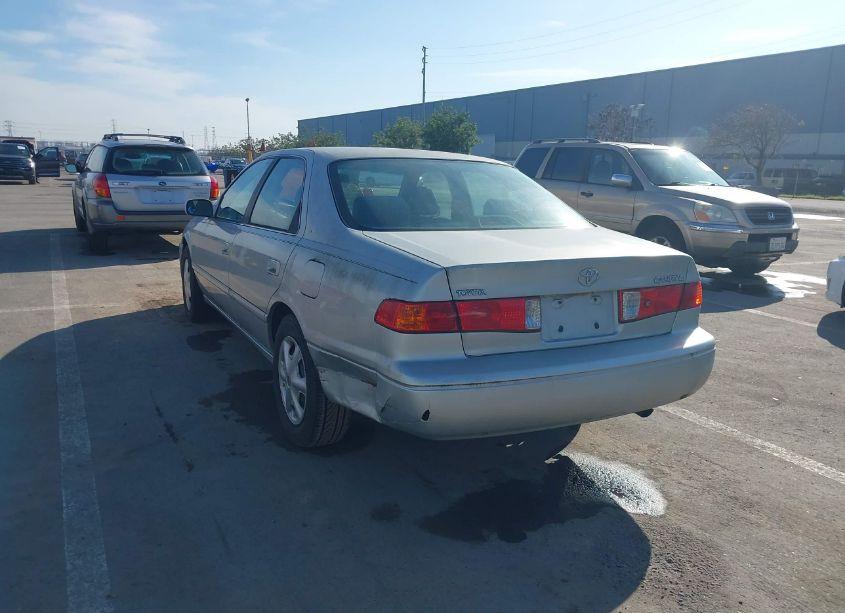 Photo 3 of 2001 Toyota Camry CE (VIN 4T1BG22K91U044888)