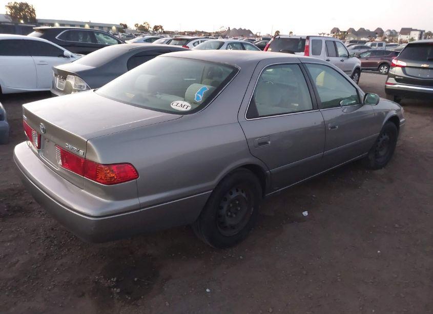 Photo 4 of 2001 Toyota Camry CE (VIN 4T1BG22K91U054627)