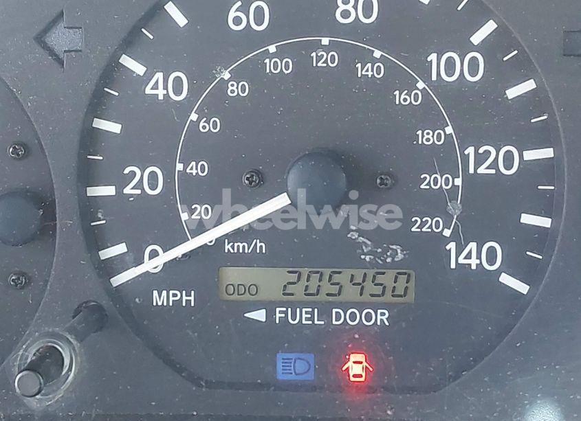 Photo 16 of 2001 Toyota Camry LE (VIN 4T1BG22K91U081021)