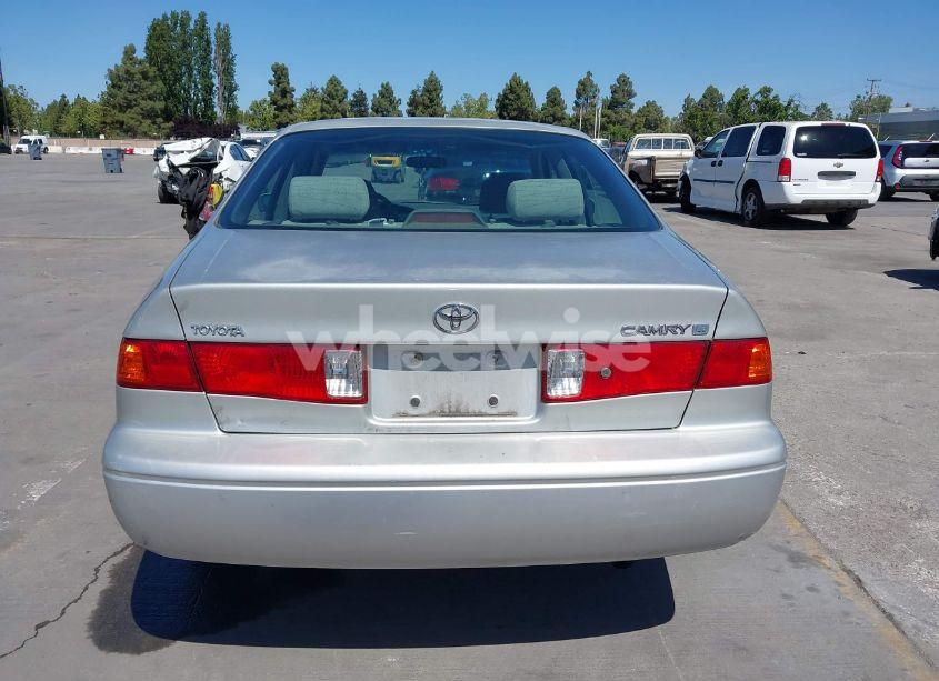 Photo 17 of 2001 Toyota Camry LE (VIN 4T1BG22K91U081021)