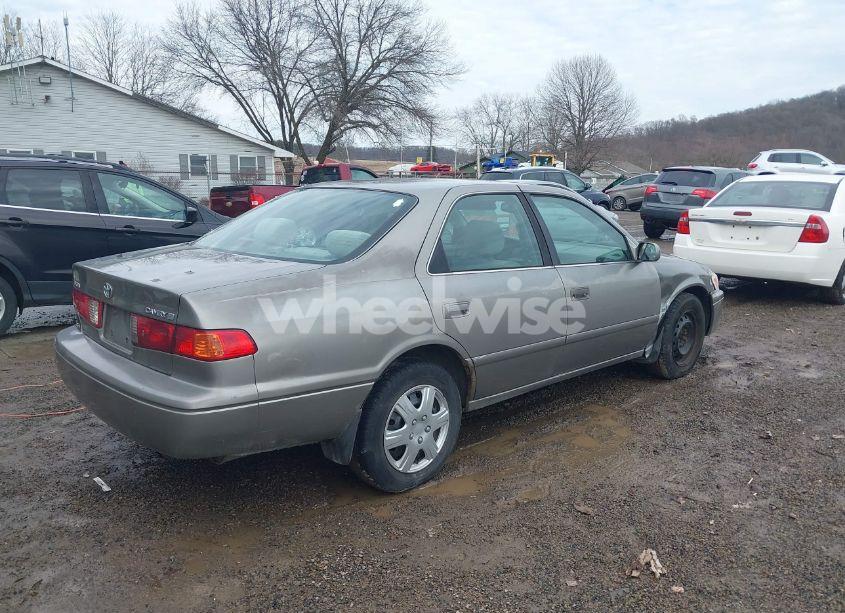Photo 4 of 2001 Toyota Camry CE (VIN 4T1BG22K91U083741)
