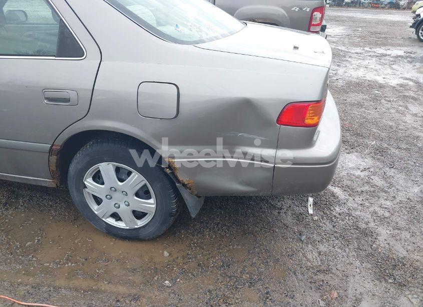 Photo 6 of 2001 Toyota Camry CE (VIN 4T1BG22K91U083741)