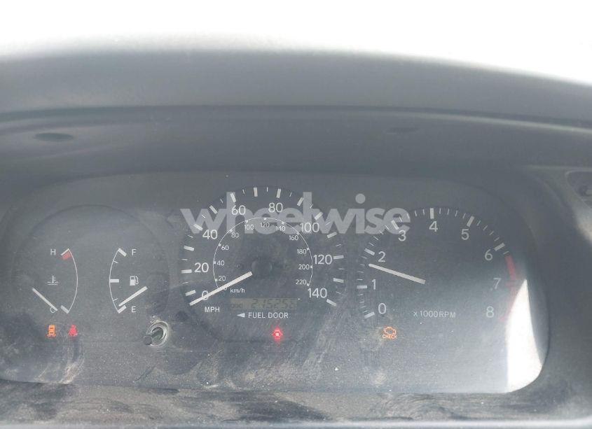Photo 7 of 2001 Toyota Camry CE (VIN 4T1BG22K91U083741)