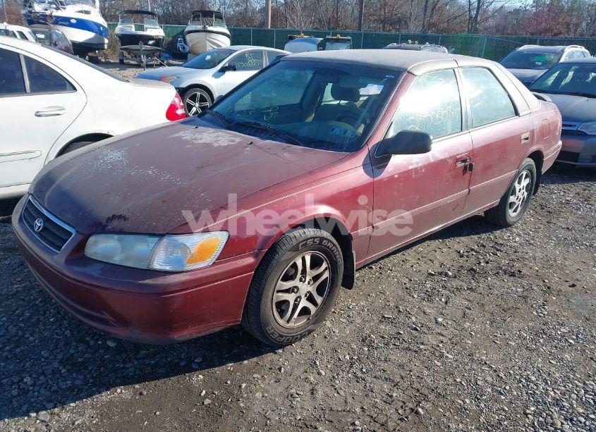 Photo 2 of 2001 Toyota Camry LE (VIN 4T1BG22K91U794632)