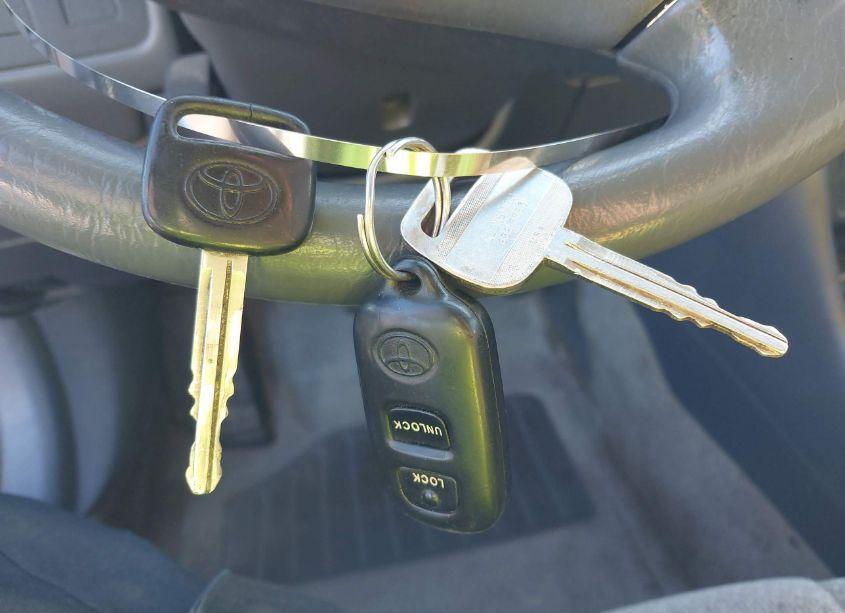 Photo 11 of 2001 Toyota Camry LE (VIN 4T1BG22K91U856661)