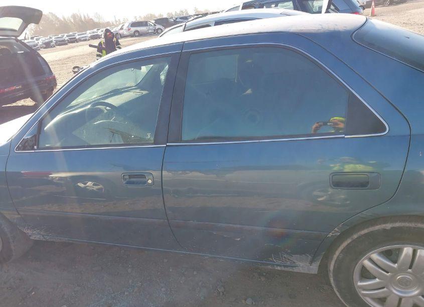 Photo 14 of 2001 Toyota Camry LE (VIN 4T1BG22K91U856661)