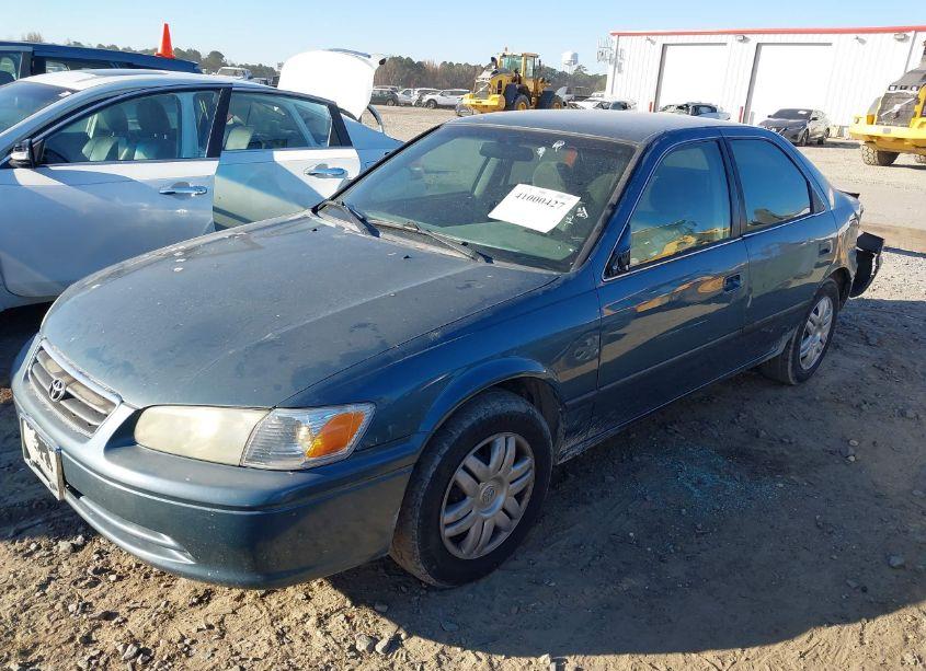 Photo 2 of 2001 Toyota Camry LE (VIN 4T1BG22K91U856661)