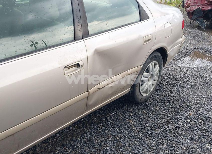 Photo 12 of 2001 Toyota Camry LE (VIN 4T1BG22K91U867787)