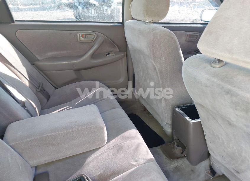 Photo 8 of 1997 Toyota Camry LE (VIN 4T1BG22K9VU066878)