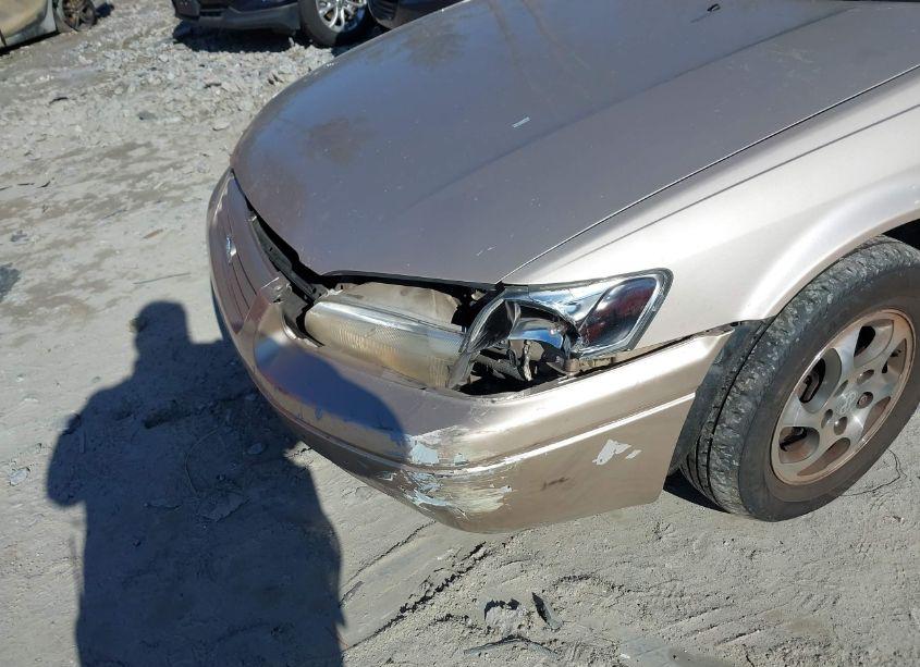 Photo 6 of 1997 Toyota Camry LE (VIN 4T1BG22K9VU156886)