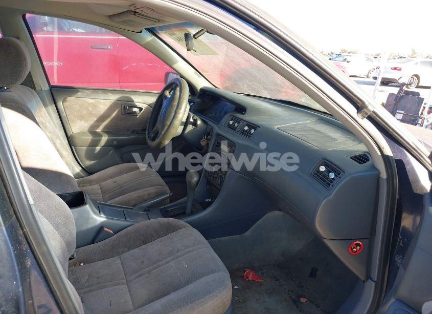 Photo 5 of 1997 Toyota Camry LE (VIN 4T1BG22K9VU765136)