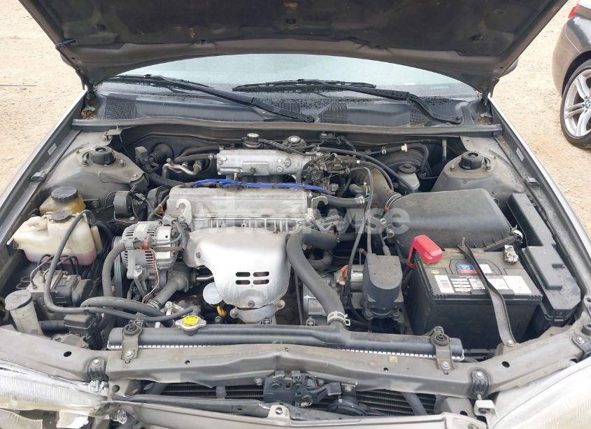 Photo 10 of 1998 Toyota Camry LE (VIN 4T1BG22K9WU283915)