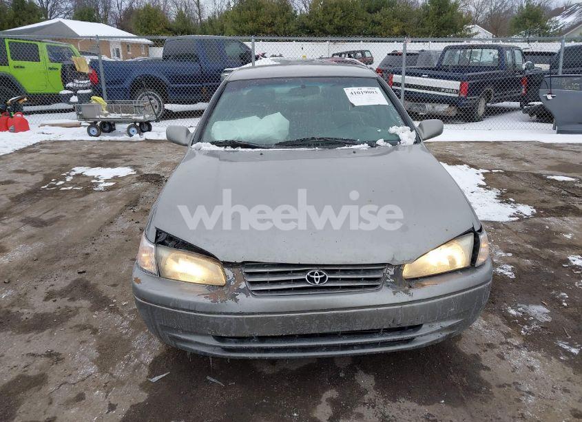 Photo 13 of 1998 Toyota Camry LE (VIN 4T1BG22K9WU293733)