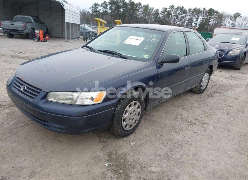 Photo 2 of 1998 Toyota Camry LE (VIN 4T1BG22K9WU315004)